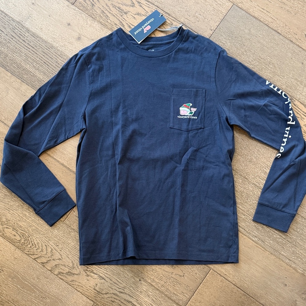 Kids Vineyard Vines Navy Long Sleeve with Christmas Logo Size L (16)